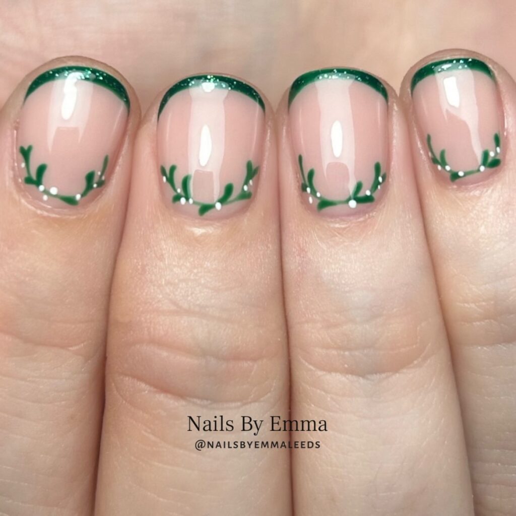 christmas nails with green tips and white berries